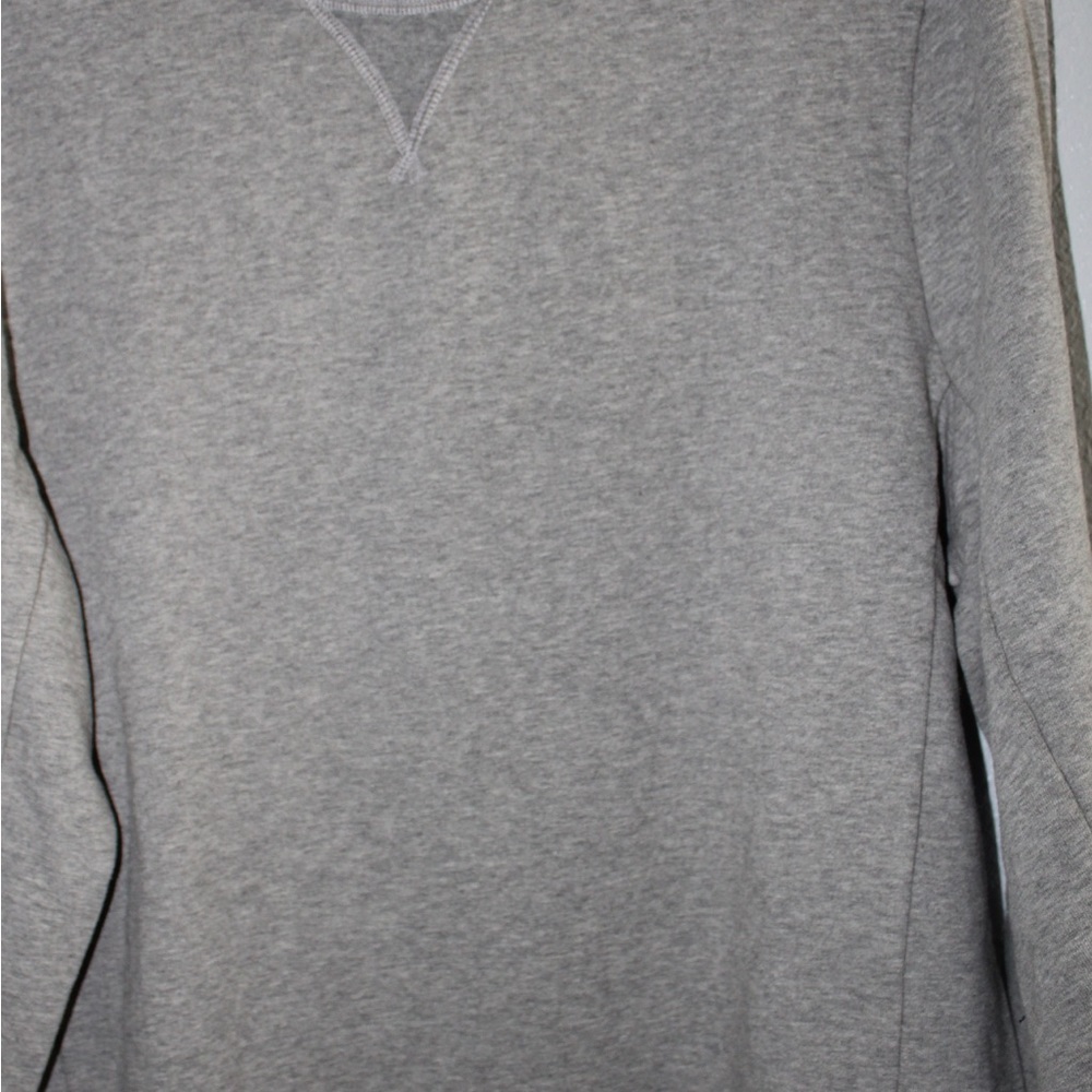 Grey pull over - Picture 2 of 3